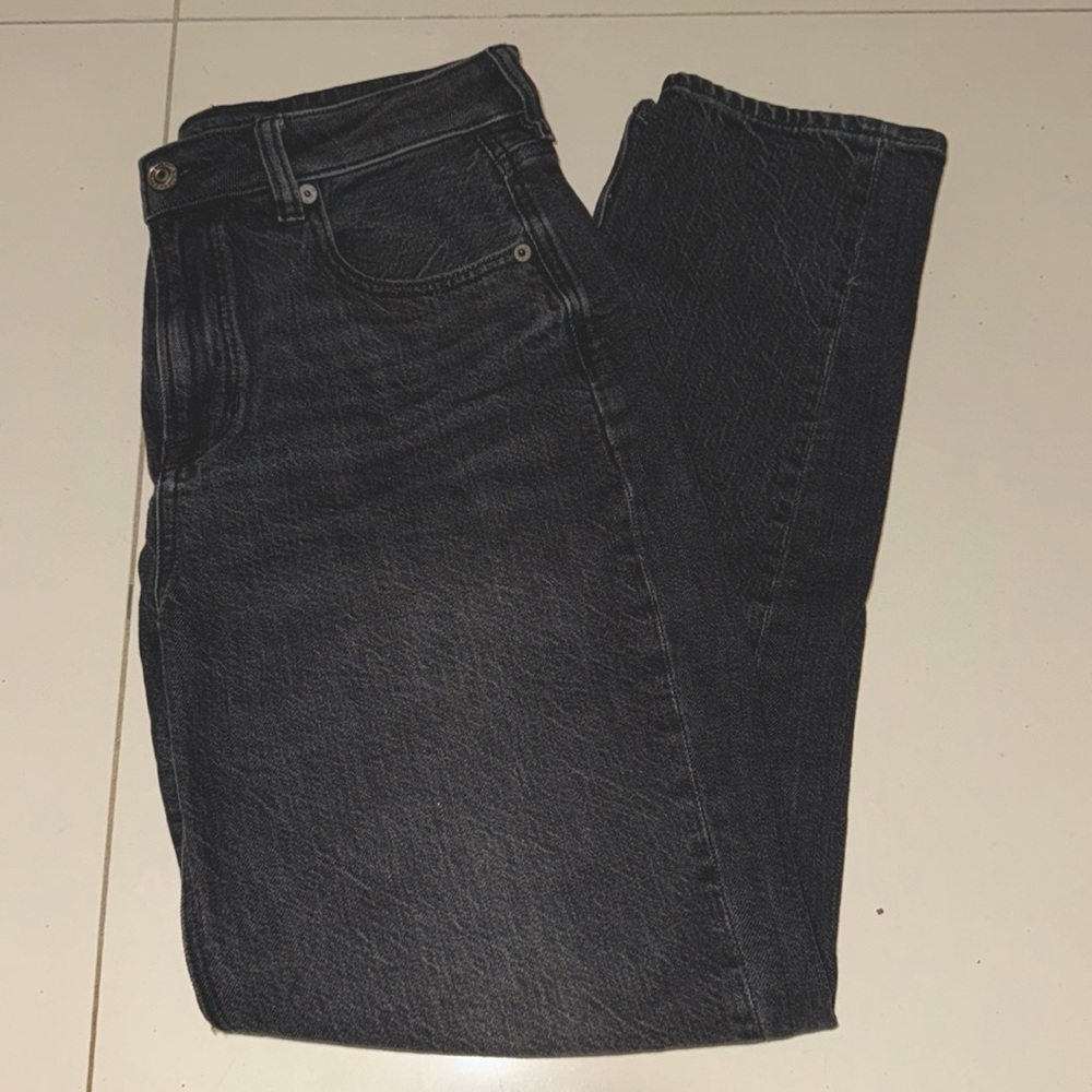 American Eagle Black Mom Jeans Short